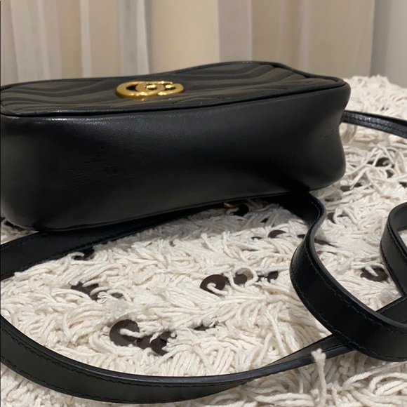 SOLD Gucci Black leather Mini Marmont Camera bag - Picture 12 of 16